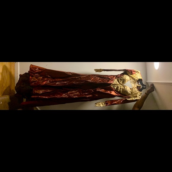 Custom made Prom dress - Picture 2 of 7